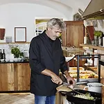 Bei Max - Garni Kirchenwirt Hotel 3*