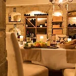 Bei Max - Garni Kirchenwirt Hotel Sankt Leonhard im Pitztal