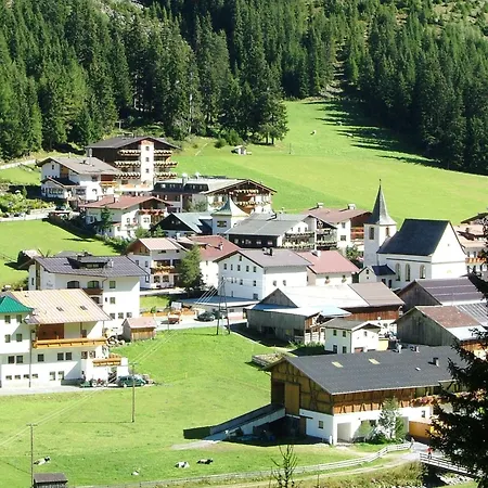Bei Max - Garni Kirchenwirt 3* Sankt Leonhard im Pitztal