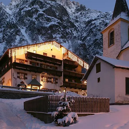 Bei Max - Kirchenwirt Hotel 4*