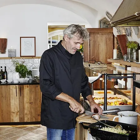 Bei Max - Garni Kirchenwirt 招待所 3*