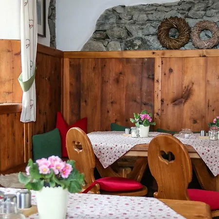 Guest house Bei Max - Garni Kirchenwirt