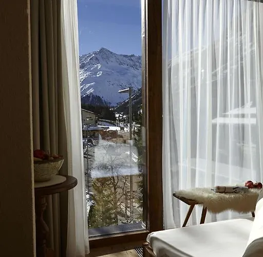 Bei Max - Garni Kirchenwirt Sankt Leonhard im Pitztal