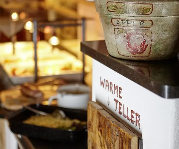 Bei Max - Garni Kirchenwirt Casa de hóspedes Sankt Leonhard im Pitztal