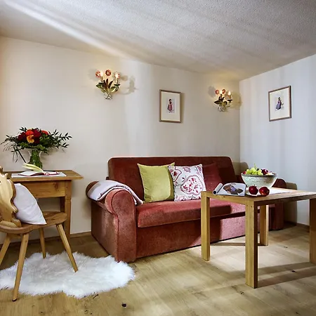 Bei Max - Garni Kirchenwirt Vendégház Sankt Leonhard im Pitztal